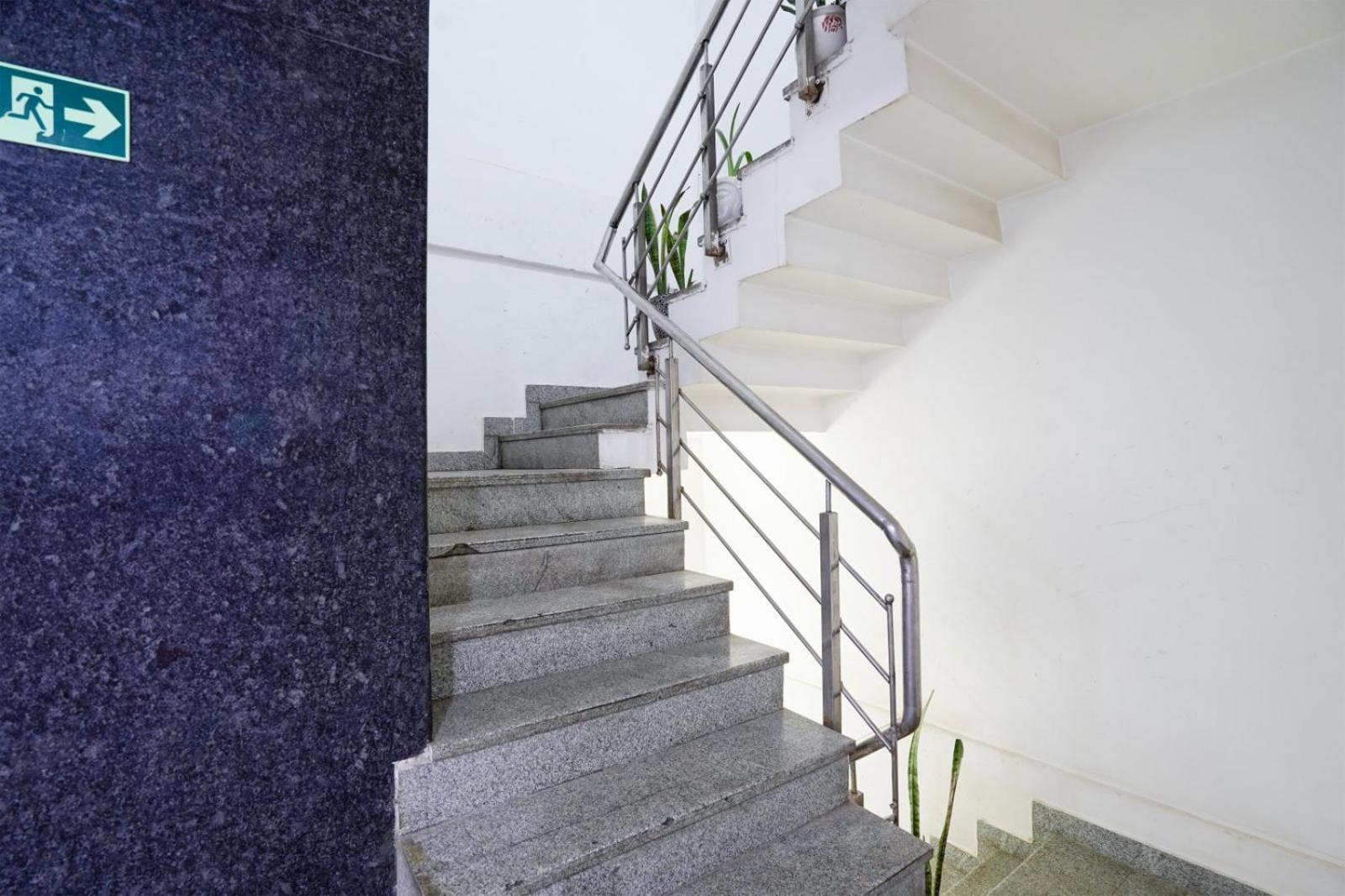 Hotel Gmd Zion Plaza A Family Hotel New Delhi Exterior photo